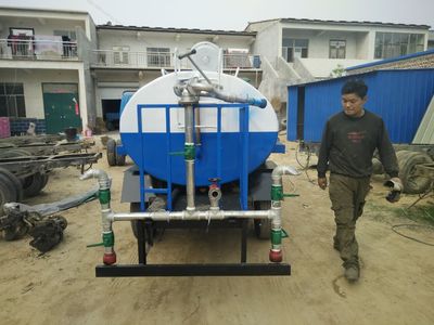 臨沂灑水車廠家產品圖片賞析——菏澤市牡丹區旺遠環衛機械銷售中心